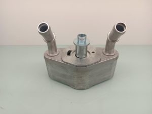 Typ des Radiatorkerns mit Rohrflosse für 2015-2020 Ford F150 Motorölkühler BL3Z6A642G